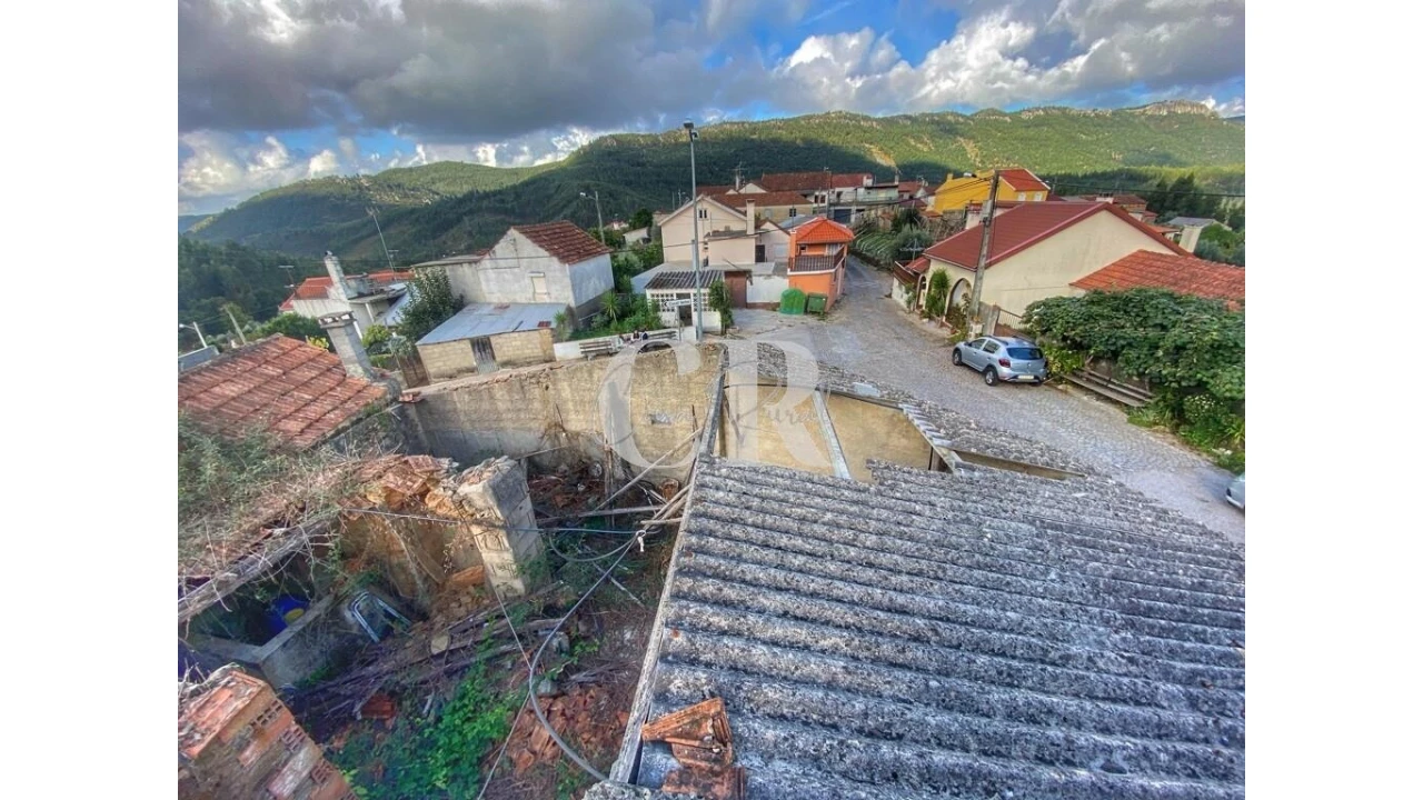 Moradia T5 para Venda em Aguda Foto 16