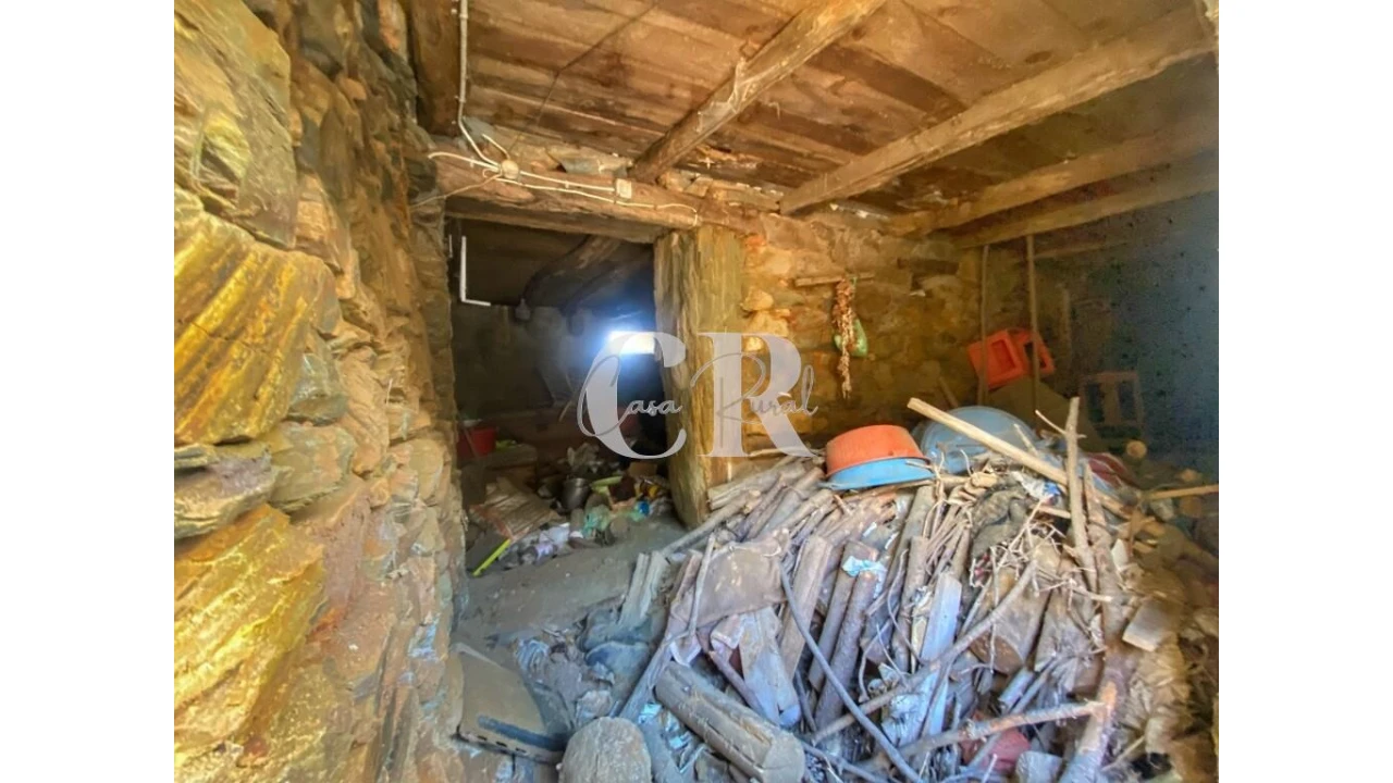 Moradia T5 para Venda em Aguda Foto 10