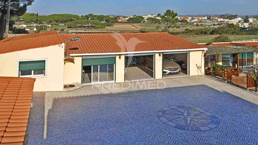Quinta T3 para Venda em Santa Maria e São Miguel, São Martinho, São Pedro Penaferrim Foto 6