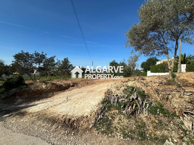 Terreno para Venda em Boliqueime Foto 2