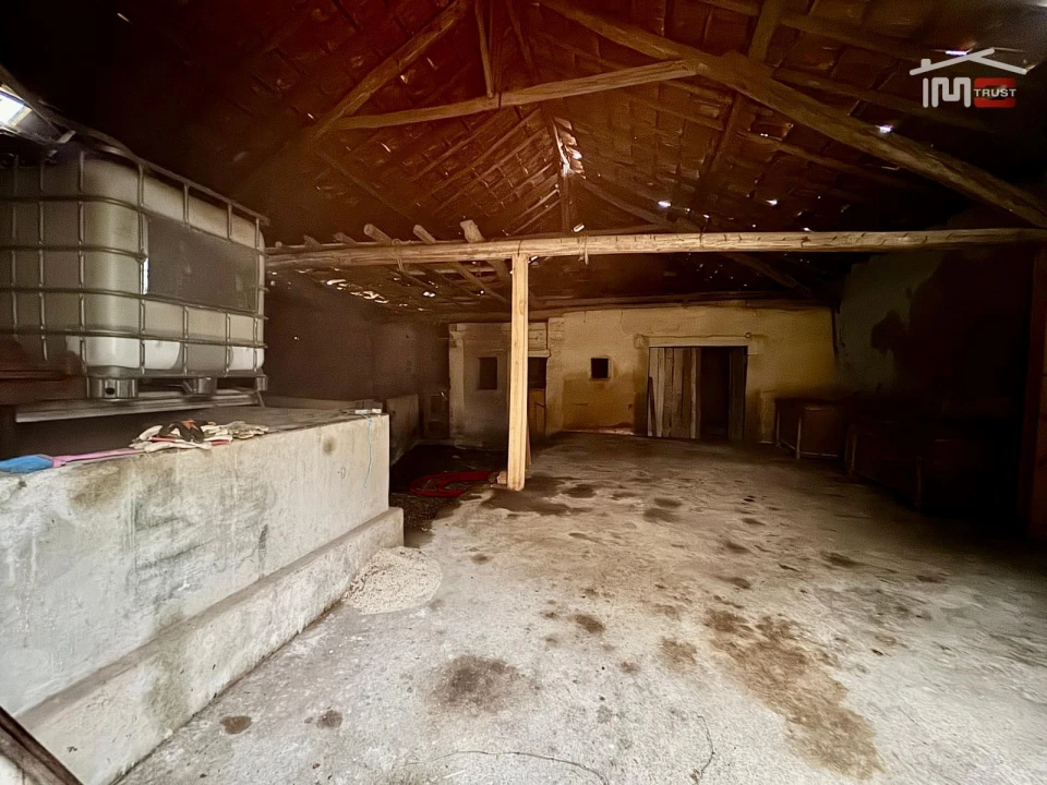 Moradia T2 para Venda em Seiça Foto 27