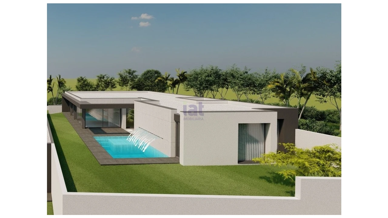 Terreno para Venda em Forjães Foto 1