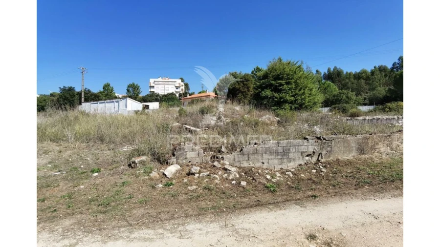 Terreno para Venda em Minde Foto 12