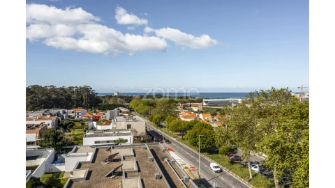 Moradia T4 para Venda em Aldoar, Foz do Douro e Nevogilde