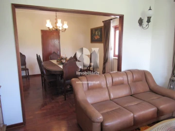 Moradia T3 para Venda em Almalagues