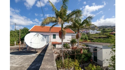 Moradia T6 para Venda em Estreito da Calheta
