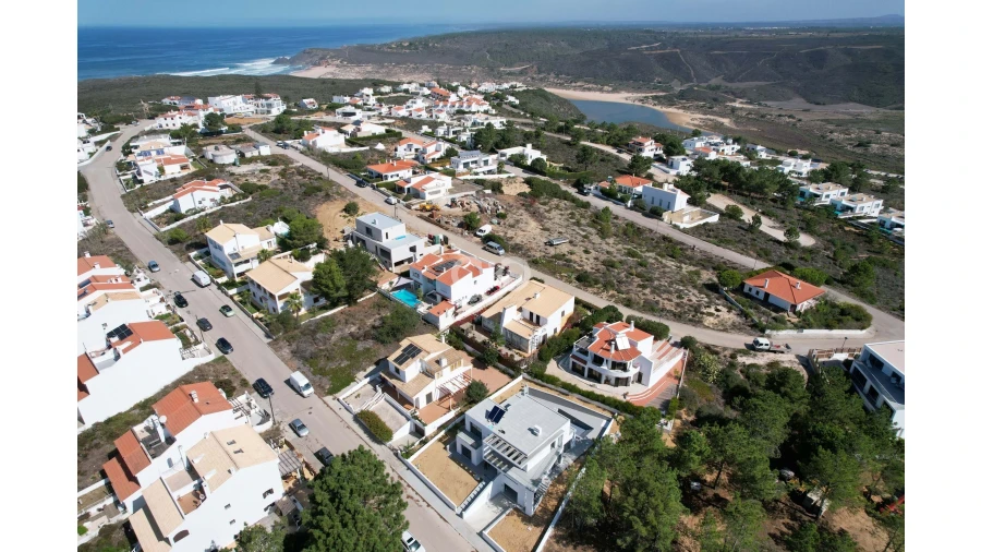 Moradia T4 para Venda em Aljezur Foto 2