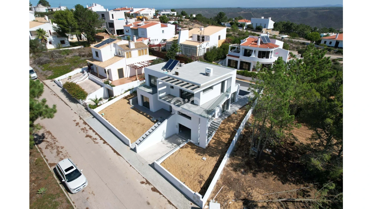 Moradia T4 para Venda em Aljezur Foto 12