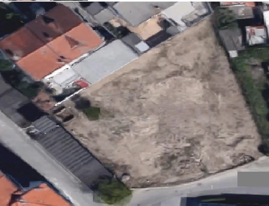 Terreno para Venda em Ermesinde Foto 1