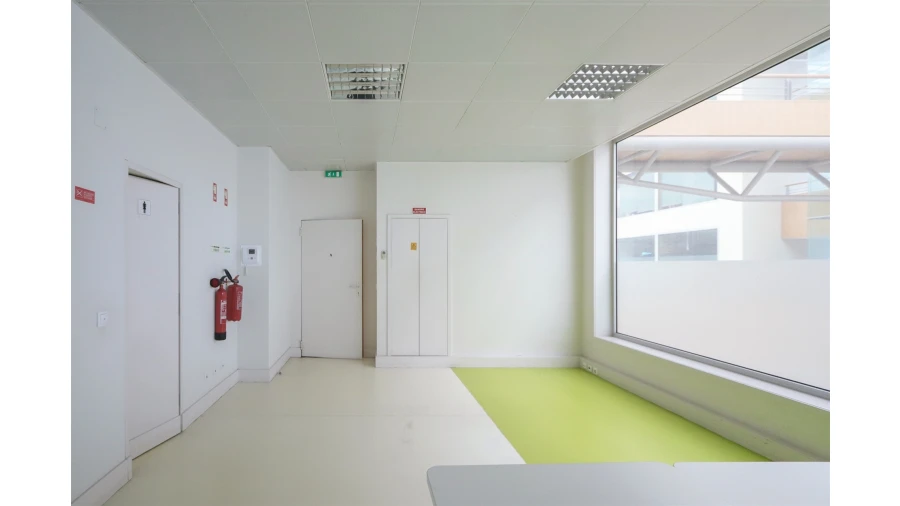 Escritório para Venda em Mafamude e Vilar do Paraíso Foto 21