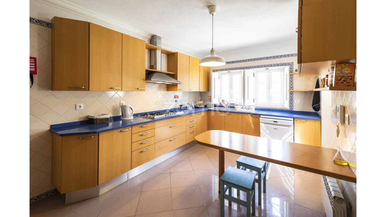 Moradia T10 para Venda em Santa Maria e São Miguel, São Martinho, São Pedro Penaferrim Foto 33