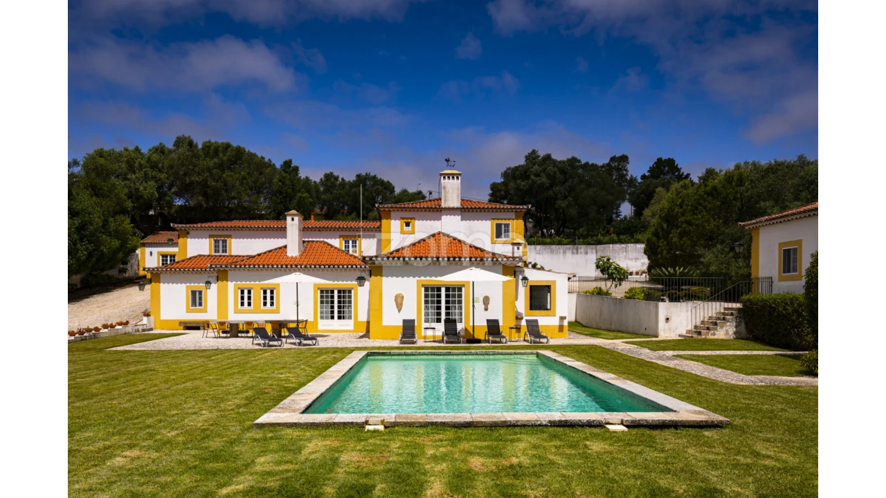 Moradia T10 para Venda em Santa Maria e São Miguel, São Martinho, São Pedro Penaferrim Foto 3