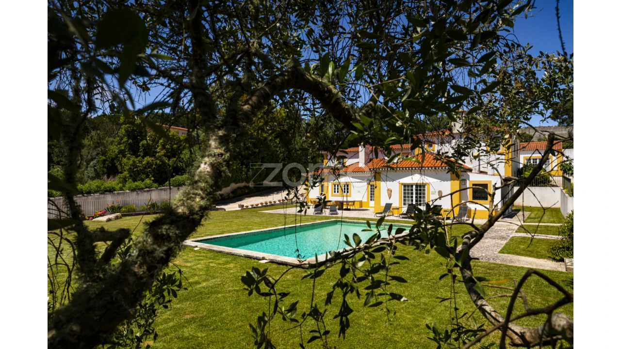 Moradia T10 para Venda em Santa Maria e São Miguel, São Martinho, São Pedro Penaferrim Foto 8