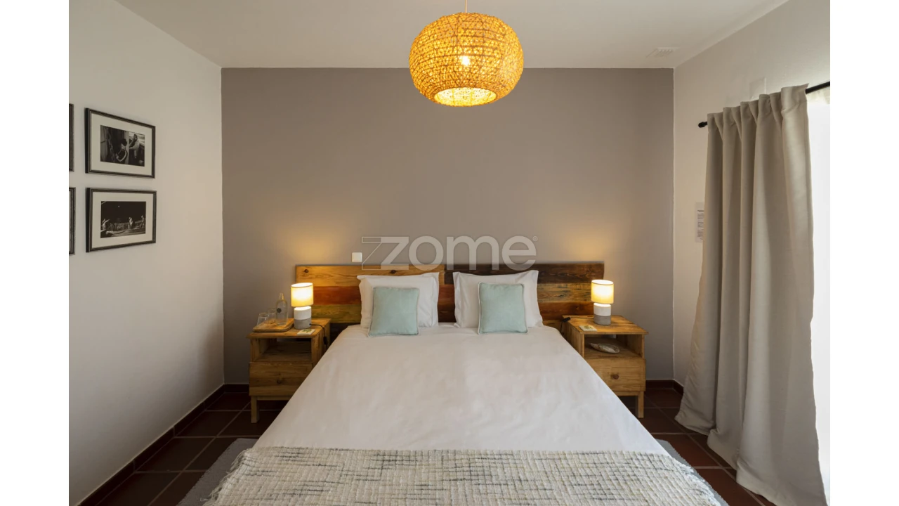 Moradia T10 para Venda em Santa Maria e São Miguel, São Martinho, São Pedro Penaferrim Foto 49