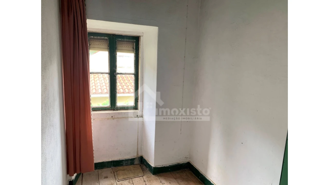 Moradia T4 para Venda em Campelo Foto 19