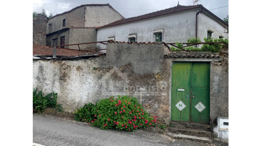 Moradia T4 para Venda em Campelo