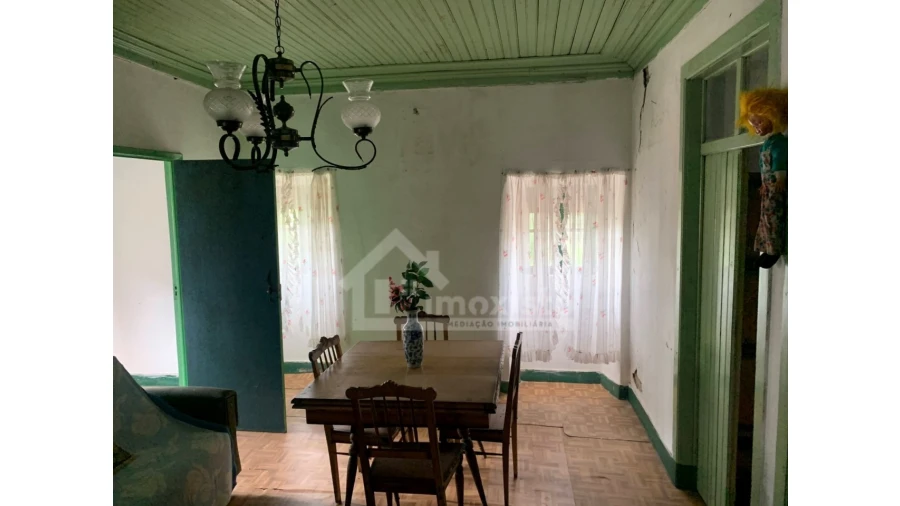 Moradia T4 para Venda em Campelo Foto 22