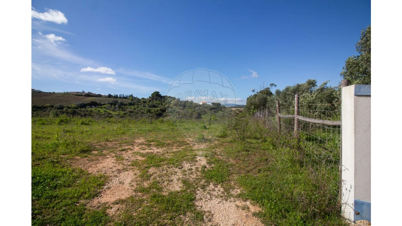 Terreno para Venda em Alenquer (Santo Estêvão e Triana) Foto 2