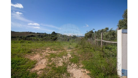 Terreno para Venda em Alenquer (Santo Estêvão e Triana)