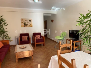 Moradia T6 para Venda em Faro (Sé e São Pedro)