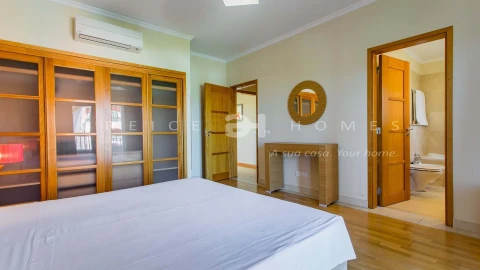 Apartamento T2 para Venda em Quarteira