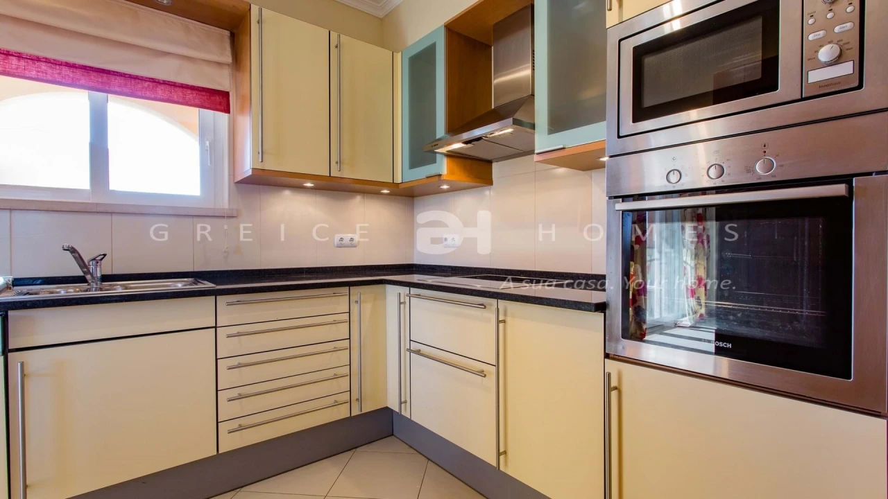 Apartamento T2 para Venda em Quarteira Foto 6