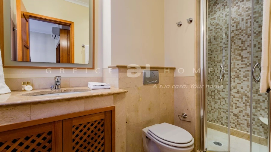 Apartamento T2 para Venda em Quarteira Foto 17