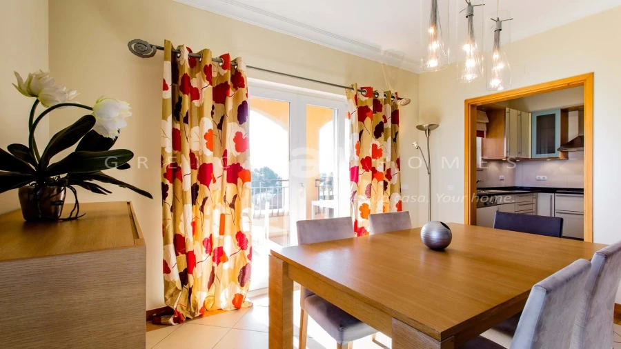 Apartamento T2 para Venda em Quarteira Foto 10