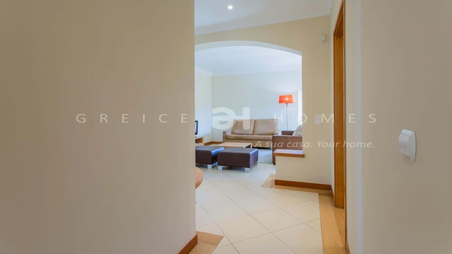 Apartamento T2 para Venda em Quarteira Foto 4