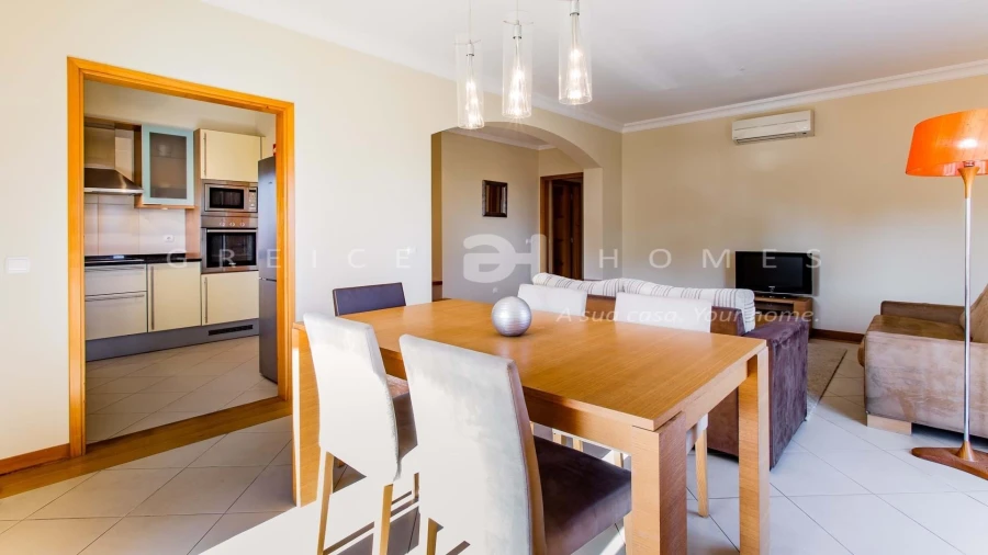 Apartamento T2 para Venda em Quarteira Foto 9