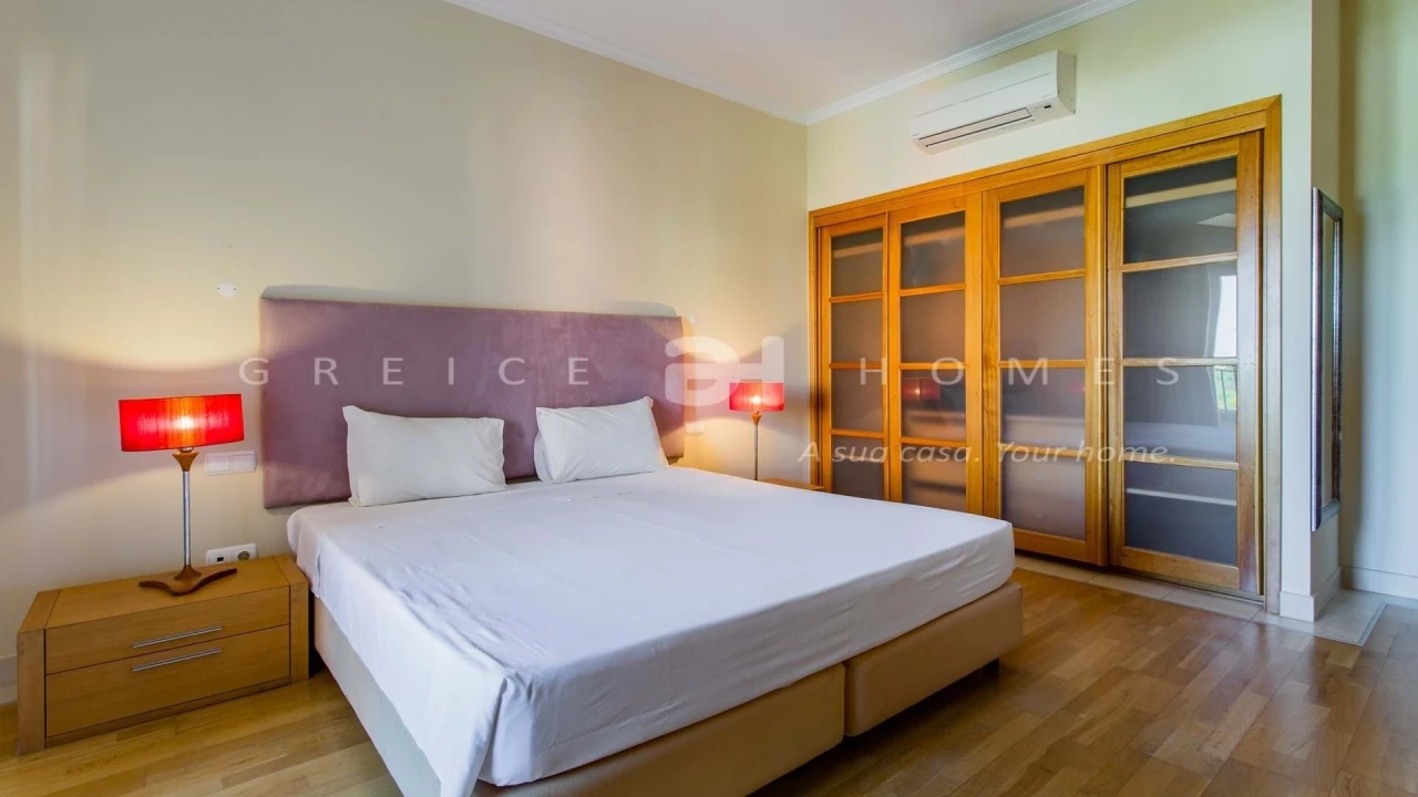 Apartamento T2 para Venda em Quarteira Foto 14