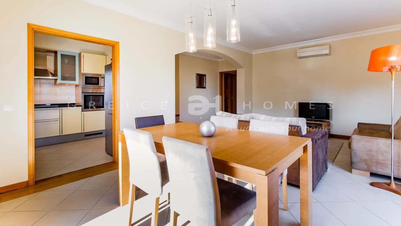 Apartamento T2 para Venda em Quarteira Foto 9