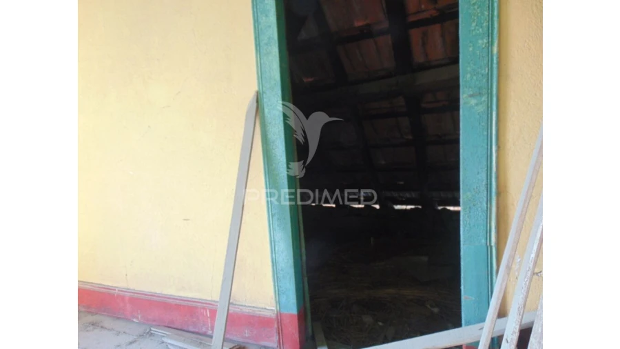 Moradia T3 para Venda em Fiolhoso Foto 11