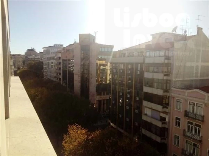 Apartamento T1 para Venda em Avenidas Novas Foto 3