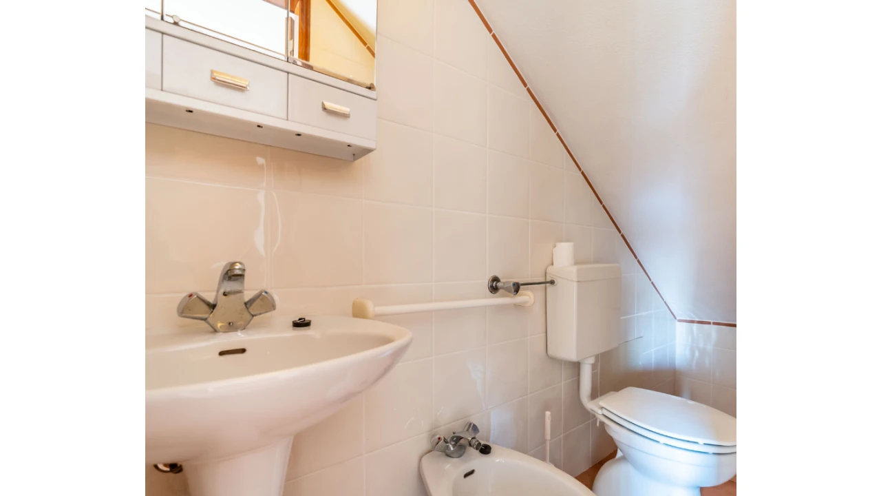 Prédio para Venda em Lagos (São Sebastião e Santa Maria) Foto 29