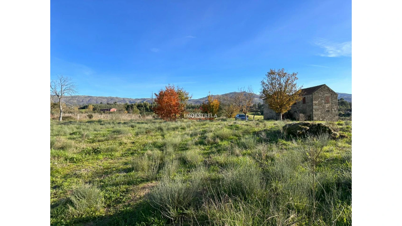 Quinta T0 para Venda em Vila Cortes da Serra Foto 1