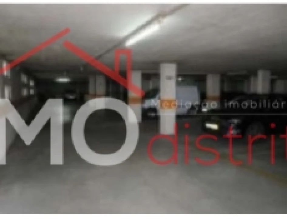 Garagem para Venda em Sé e São Lourenço Foto 4