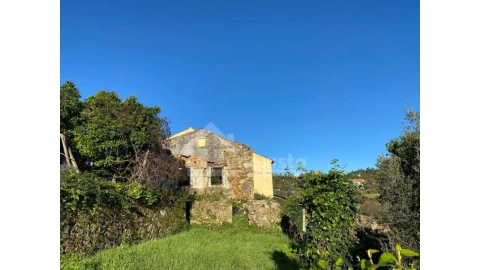 Moradia T2 para Venda em Figueiró dos Vinhos e Bairradas