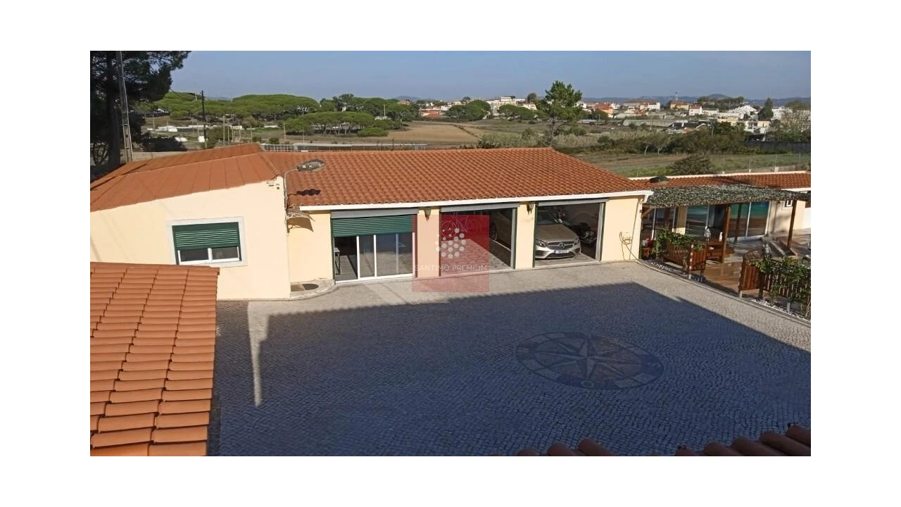 Quinta T3 para Venda em Santa Maria e São Miguel, São Martinho, São Pedro Penaferrim Foto 11