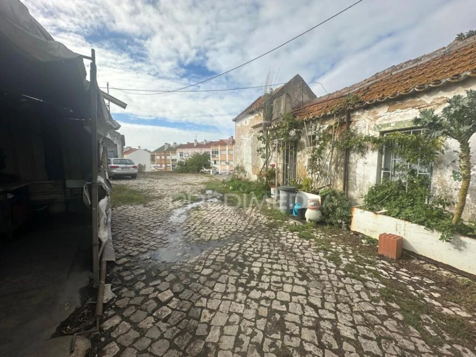 Terreno para Venda em Seixal, Arrentela e Aldeia de Paio Pires Foto 4
