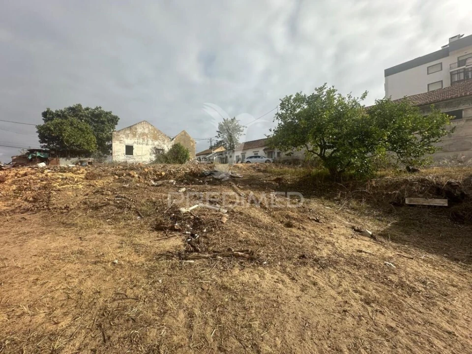 Terreno para Venda em Seixal, Arrentela e Aldeia de Paio Pires Foto 9