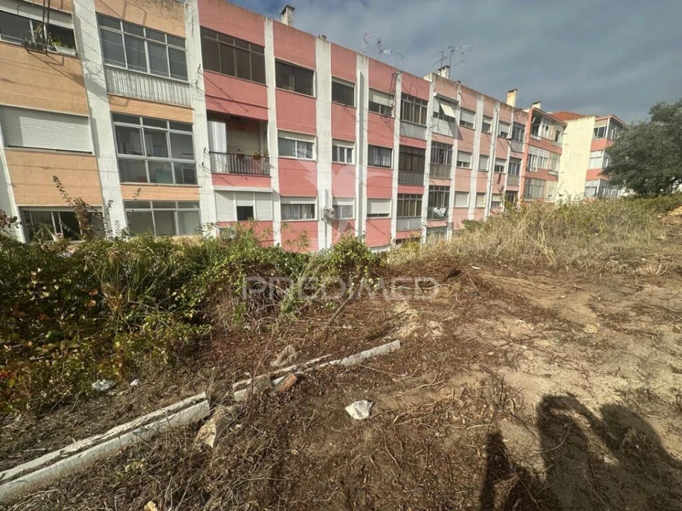 Terreno para Venda em Seixal, Arrentela e Aldeia de Paio Pires Foto 10
