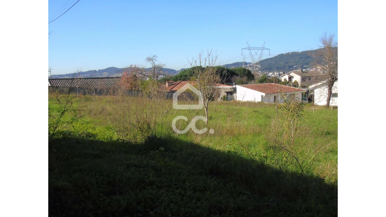 Terreno para Venda em Serzedelo Foto 3