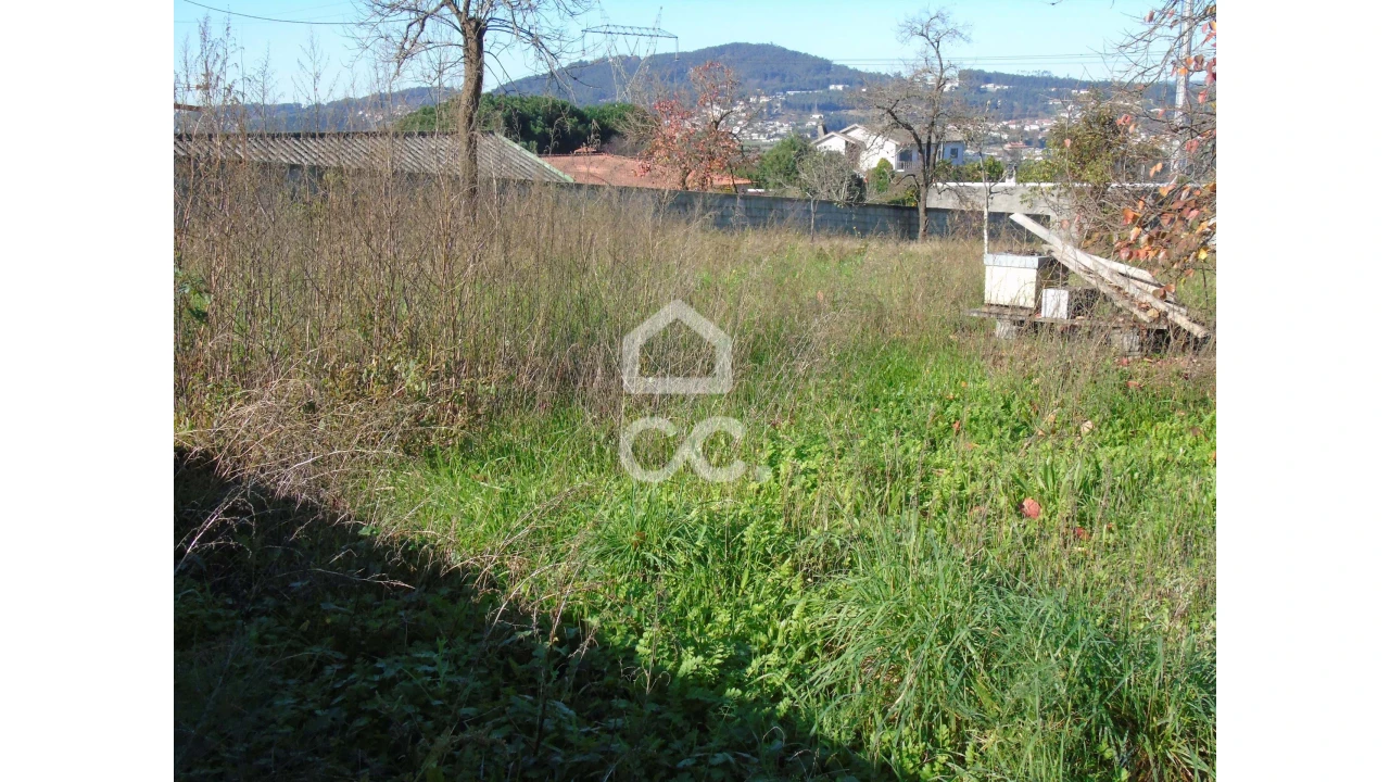 Terreno para Venda em Serzedelo Foto 6