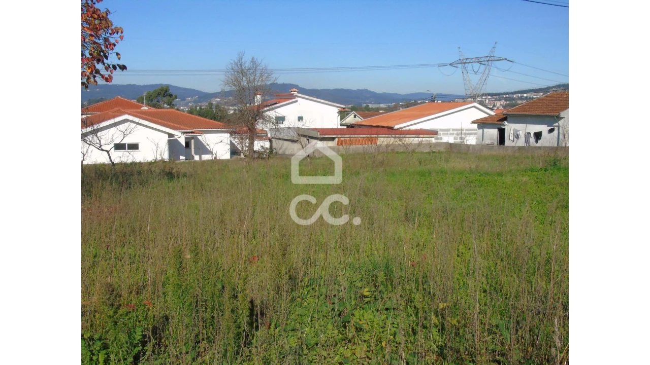 Terreno para Venda em Serzedelo Foto 2