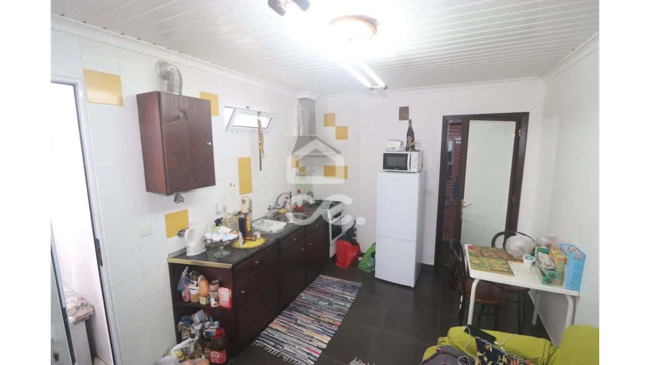 Moradia T6 para Venda em Ponta Delgada (São Pedro) Foto 17