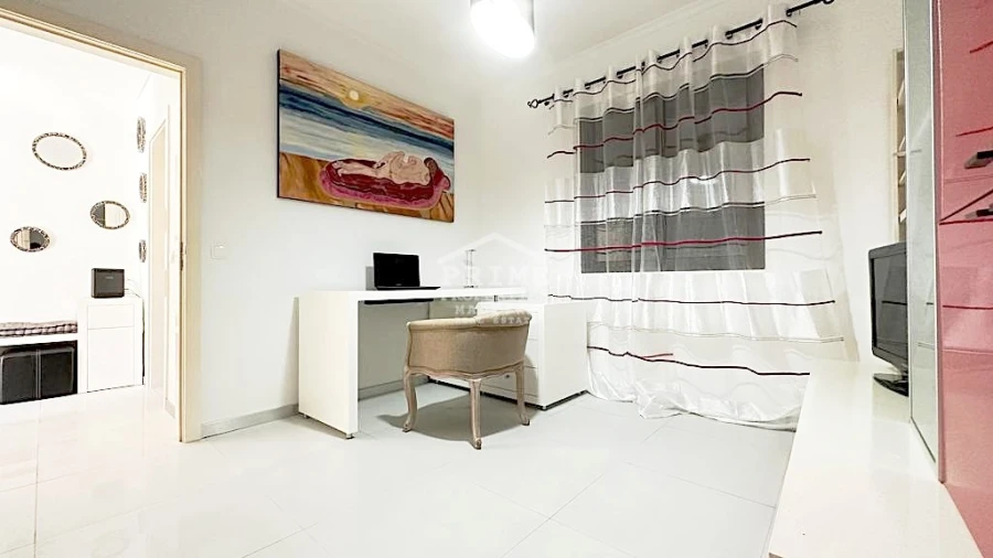 Moradia T3 para Venda em Arco da Calheta Foto 10