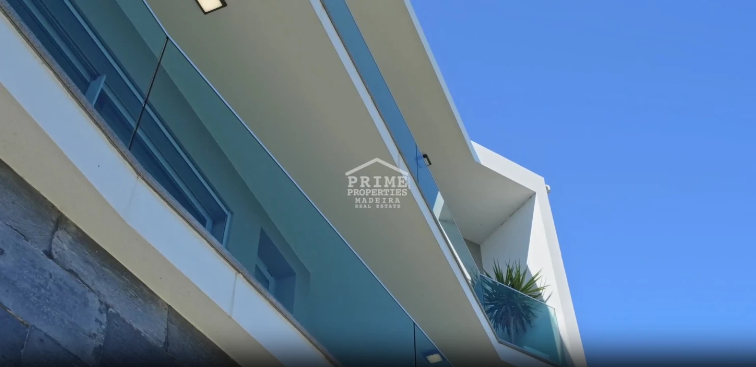 Moradia T2 para Venda em Arco da Calheta Foto 30