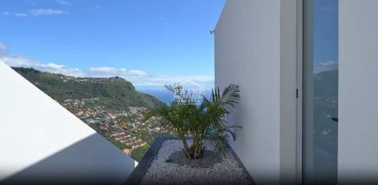 Moradia T2 para Venda em Arco da Calheta