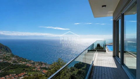 Moradia T2 para Venda em Arco da Calheta